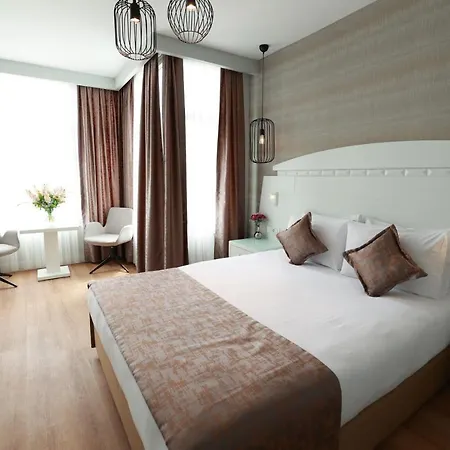 Nova Plaza Orion Otel 4*