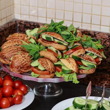 Nova Plaza Orion Hotel 4*