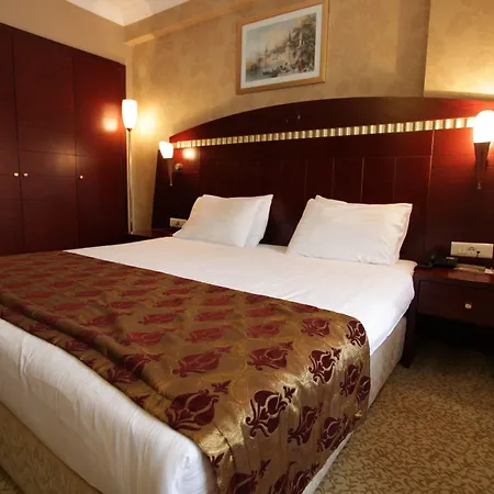 Nova Plaza Orion Hotell